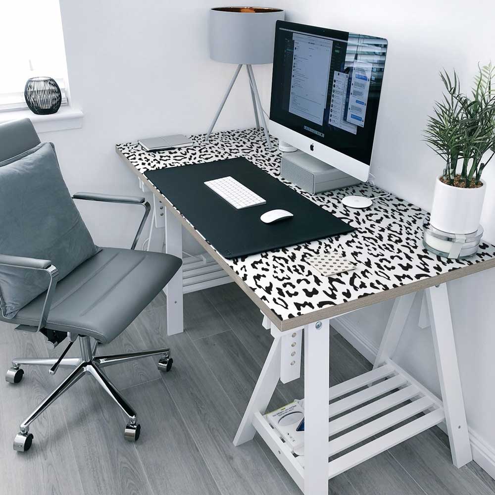 Cifiess - Black & White Leopard Print Vinyl Furniture Wrap