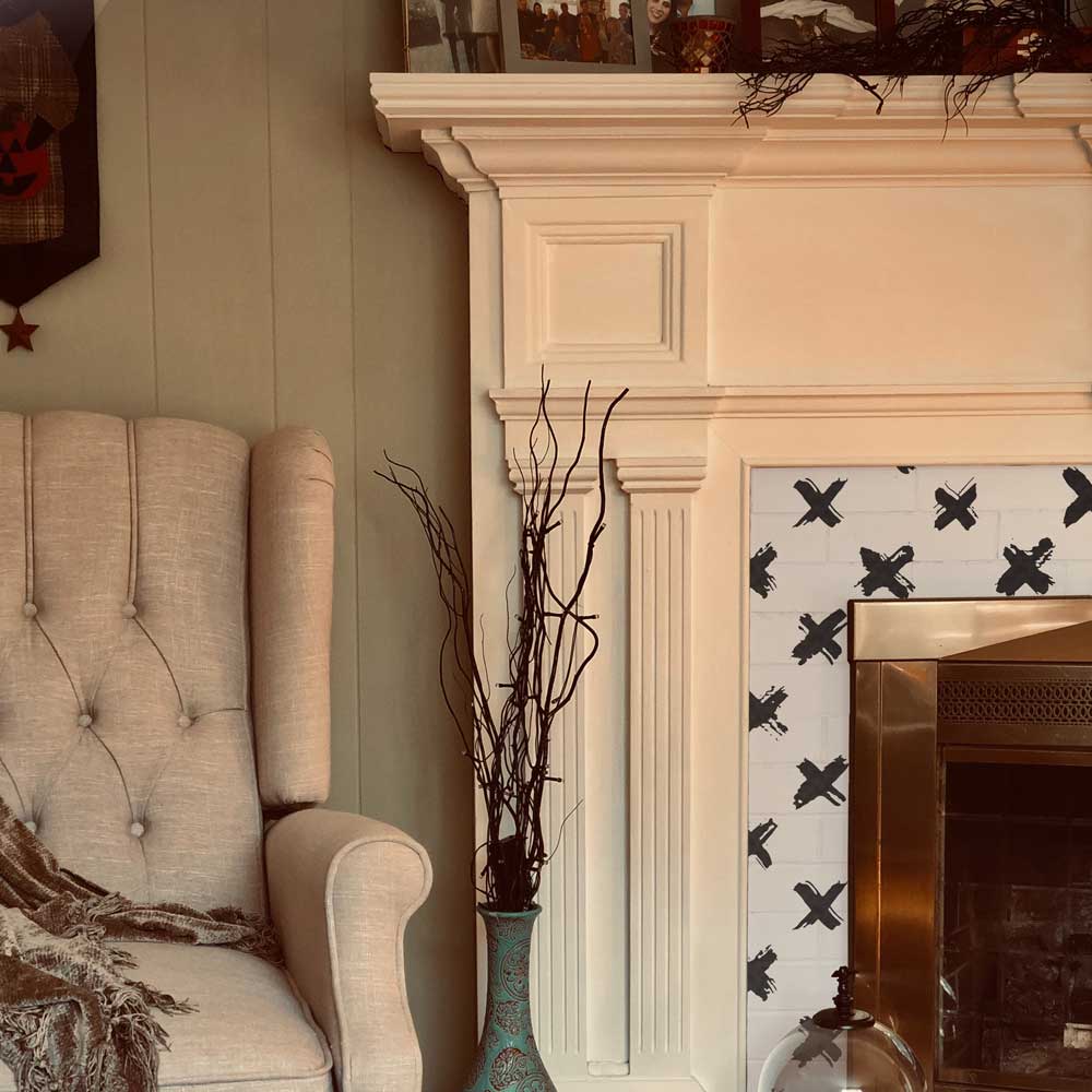 Xs - Black-on-Cream Brush Stroke Vinyl Furniture Covering